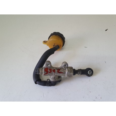 SUPPORTO TELAIO PEDANA DESTRA HONDA CBR 954 2002 02