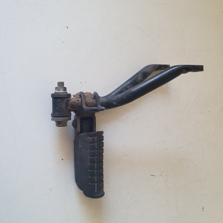 PEDANA POSTERIORE DESTRA HONDA CBF 125 2008 2009 2010