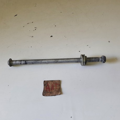 PERNO RUOTA ANTERIORE HONDA HORNET 600 2004