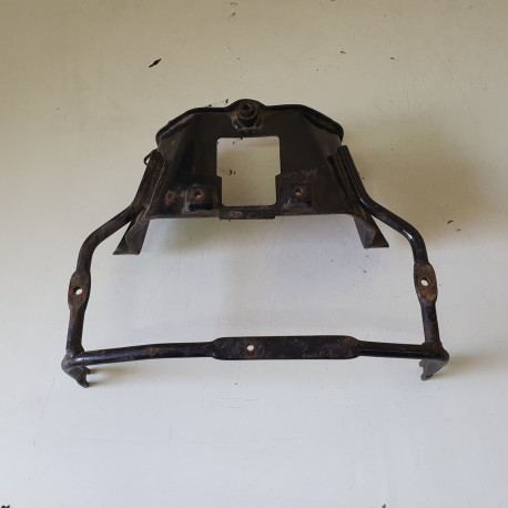 SUPPORTO TELAIETTO POSTERIORE KYMCO PEOPLE 150 2000 2001 2002 2003