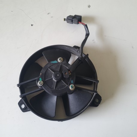 ELETTROVENTOLA RADIATORE APRILIA SPORTCITY STREET 125 2008 2012