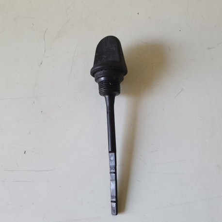 TAPPO ASTINA LIVELLO OLIO MOTORE PIAGGIO BEVERLY 400 IE 2008