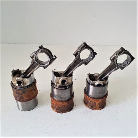 CILINDRI E PISTONI PISTONE MOTORE TRIUMPH T509 955 SPEED TRIPLE 1996 1999 K068423