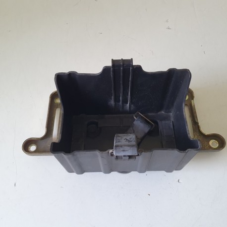 CARENA VANO SUPPORTO BATTERIA SYM CITYCOM 300 S 2015 2017