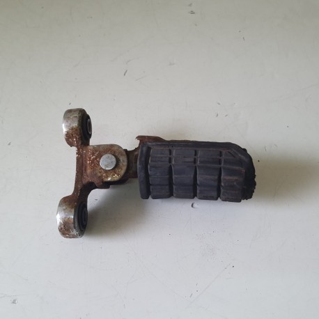 PEDALINO ANTERIORE DESTRO YAMAHA FZX 750 1987 1988 
