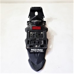 PARAFANGO POSTERIORE PORTATARGA BENELLI ZENZERO 350 2011 2015