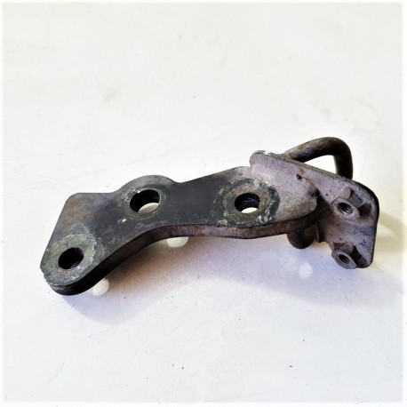 SUPPORTO STAFFA FISSAGGIO SUZUKI BURGMAN AN 650 EXECUTIVE 2004 2006 