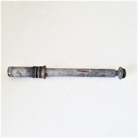 PERNO RUOTA ANTERIORE HONDA HORNET 900 2002 2003 2005 2006