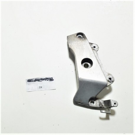 PIASTRA SUPPORTO FORCELLONE DESTRA HONDA HORNET 600 1999 2002