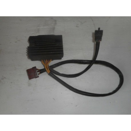REGOLATORE TENSIONE APRILIA SCARABEO 250 2007 2011