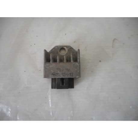 REGOLATORE TENSIONE HONDA SH 50 1993 2004