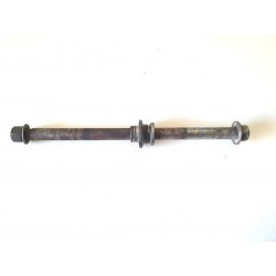 PERNO RUOTA POSTERIORE YAMAHA TW 125 1999 2002